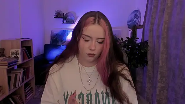 CoralineKeyns online show from 8, 8, 2026