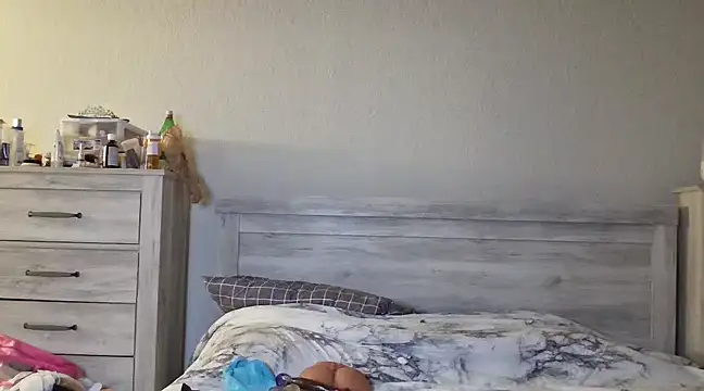 Snapshot of Carmen_Cream chatting on 15, 12, 2024 Carmen Cream online show from 15, 12, 2024