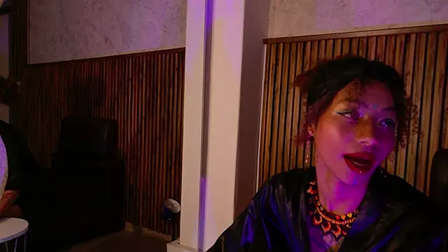 daiana curly online show from 19, 10, 2025