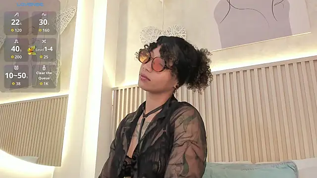 daiana curly online show from 4, 5, 2026