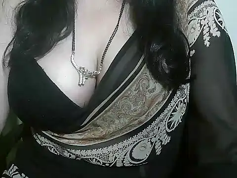 Snapshot of rehana_housewife chatting on 19, 10, 2025 rehana housewife online show from 19, 10, 2025