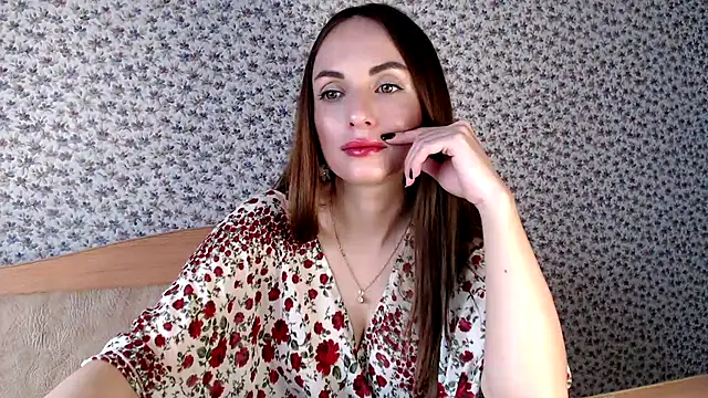 Snapshot of Tinadream20 chatting on 18, 10, 2025 Tinadream20 online show from 18, 10, 2025