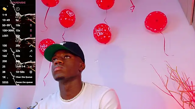 Snapshot of mike_wallace chatting on 9, 3, 2025 mike wallace online show from 9, 3, 2025