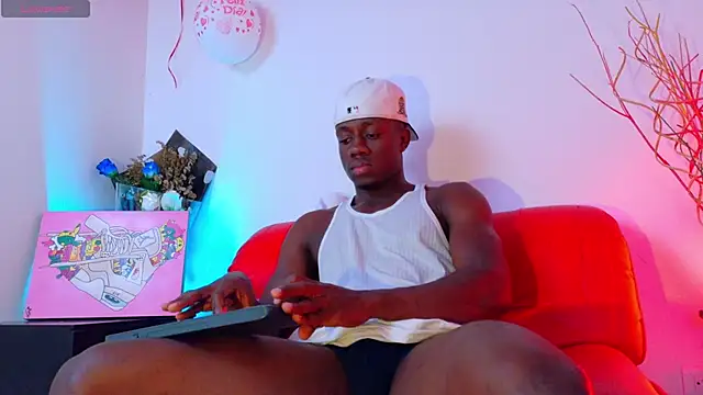 Snapshot of mike_wallace chatting on 12, 3, 2025 mike wallace online show from 12, 3, 2025