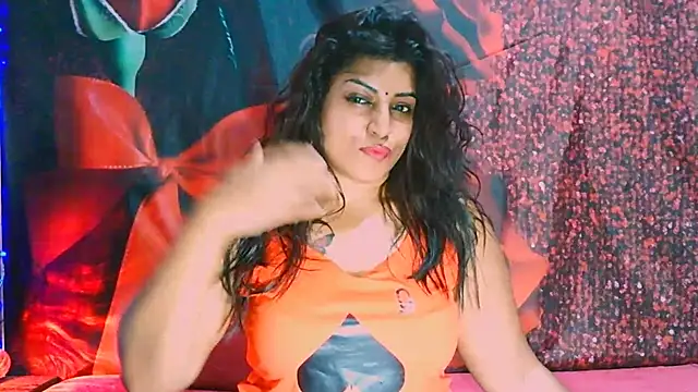 RoyalIndianCreamPuff online show from 9, 1, 2025