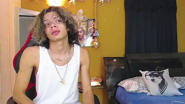 Snapshot of Harry_jhonsson chatting on 2, 1, 2025 Harry jhonsson online show from 2, 1, 2025