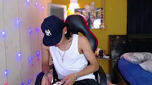 Snapshot of Harry_jhonsson chatting on 10, 1, 2025 Harry jhonsson online show from 10, 1, 2025