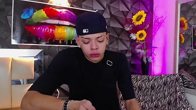 Snapshot of Harry_jhonsson chatting on 18, 1, 2025 Harry jhonsson online show from 18, 1, 2025