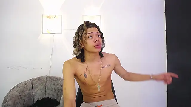 Snapshot of Harry_jhonsson chatting on 21, 3, 2025 Harry jhonsson online show from 21, 3, 2025