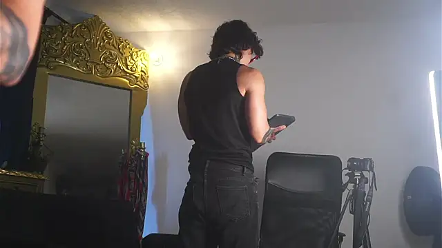 dantecoppolaa  online show from 16, 2, 2025