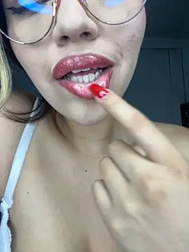 Snapshot of IamCloe chatting on 6, 2, 2025 IamCloe online show from 6, 2, 2025