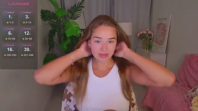 Snapshot of LovelyJessie chatting on 17, 7, 2026 LovelyJessie online show from 17, 7, 2026