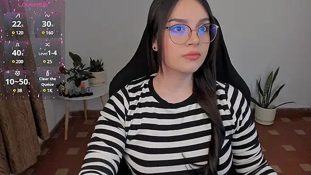 anaveleeez online show from 5, 12, 2024