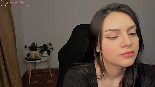 anaveleeez online show from 2, 2, 2025