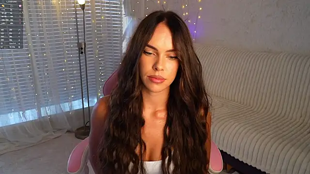 Snapshot of Dilara054 chatting on 16, 9, 2025 Dilara054 online show from 16, 9, 2025