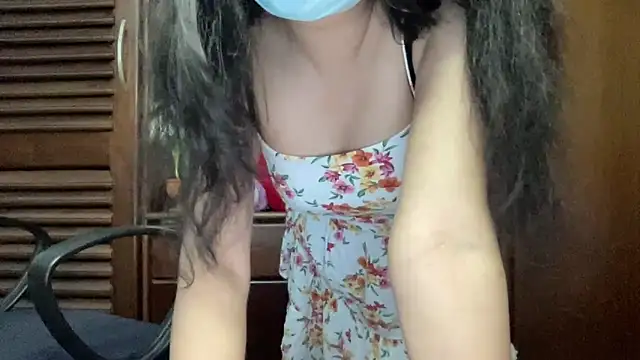 Snapshot of Princess_Lily chatting on 26, 10, 2025 Princess Lily online show from 26, 10, 2025