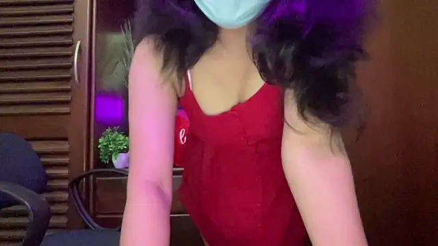 Snapshot of Princess_Lily chatting on 8, 3, 2026 Princess Lily online show from 8, 3, 2026