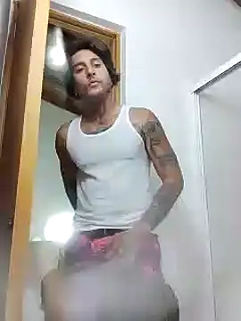 Snapshot of raymon616 chatting on 19, 3, 2025 raymon616 online show from 19, 3, 2025