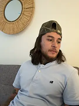 Snapshot of raymon616 chatting on 2, 2, 2026 raymon616 online show from 2, 2, 2026