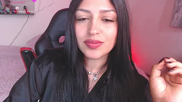 MissDennise online show from 10, 9, 2025