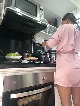 Snapshot of Maiaa_evans chatting on 7, 3, 2025 Maiaa evans online show from 7, 3, 2025