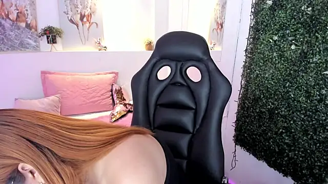 Abby Mae  online show from 11, 1, 2025