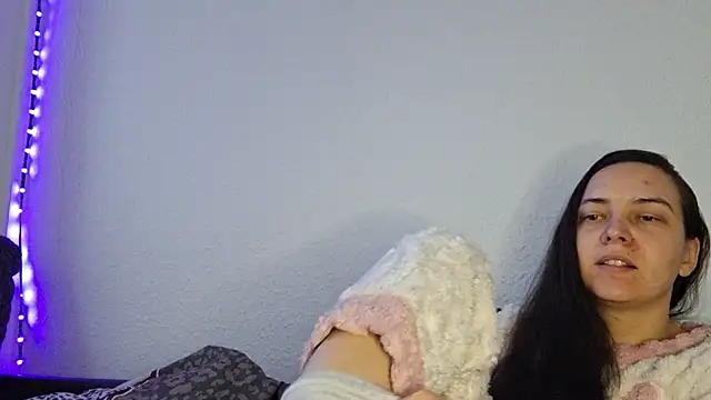 Snapshot of Cyndee_Winter chatting on 21, 12, 2024 Cyndee Winter online show from 21, 12, 2024