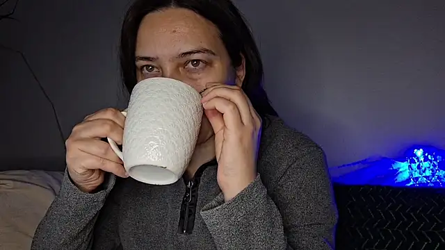 Snapshot of Cyndee_Winter chatting on 6, 10, 2025 Cyndee Winter online show from 6, 10, 2025