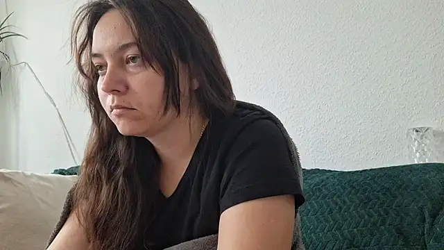 Snapshot of Cyndee_Winter chatting on 11, 10, 2025 Cyndee Winter online show from 11, 10, 2025