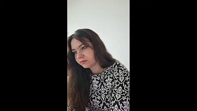 Cyndee Winter online show from 20, 11, 2025