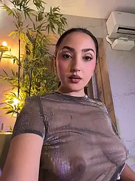 LIAH IZUMI online show from 28, 7, 2026