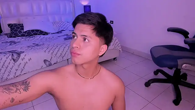 Snapshot of Niicky1_ chatting on 11, 1, 2025 Niicky1  online show from 11, 1, 2025