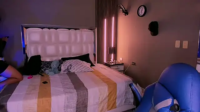 Snapshot of Niicky1_ chatting on 6, 3, 2025 Niicky1  online show from 6, 3, 2025