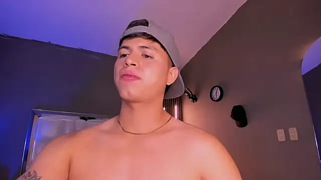 Snapshot of Niicky1_ chatting on 11, 3, 2025 Niicky1  online show from 11, 3, 2025