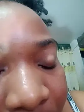 Breisy bigboobs online show from 28, 6, 2026
