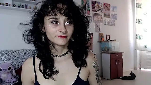 Snapshot of kitty22_ chatting on 3, 12, 2024 kitty22  online show from 3, 12, 2024
