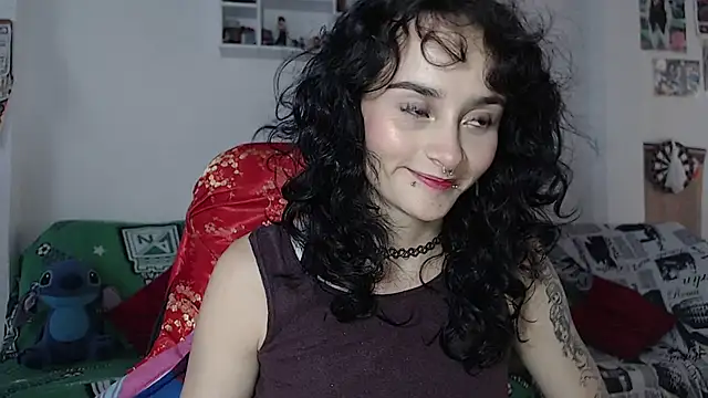 Snapshot of kitty22_ chatting on 10, 12, 2024 kitty22  online show from 10, 12, 2024