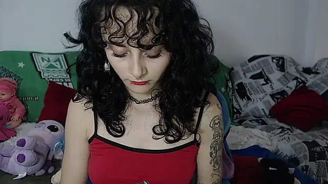 Snapshot of kitty22_ chatting on 23, 12, 2024 kitty22  online show from 23, 12, 2024