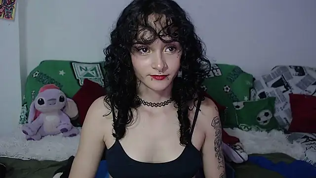 Snapshot of kitty22_ chatting on 28, 12, 2024 kitty22  online show from 28, 12, 2024