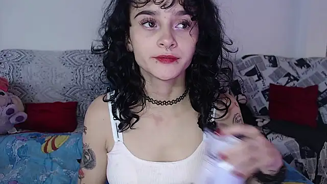 Snapshot of kitty22_ chatting on 13, 1, 2025 kitty22  online show from 13, 1, 2025