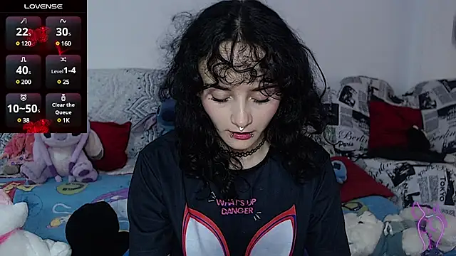 Snapshot of kitty22_ chatting on 28, 1, 2025 kitty22  online show from 28, 1, 2025