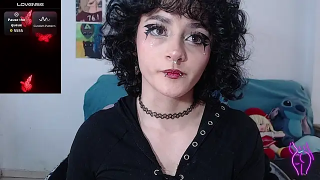 Snapshot of kitty22_ chatting on 27, 9, 2025 kitty22  online show from 27, 9, 2025