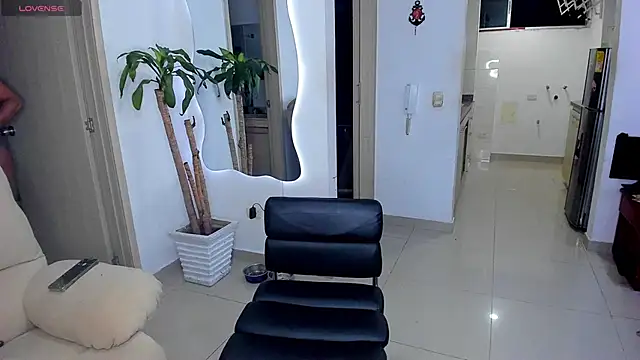 Snapshot of AbrilStivenson_ chatting on 2, 10, 2025 AbrilStivenson online show from 2, 10, 2025