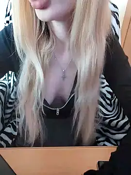 Snapshot of Elza_kom chatting on 27, 2, 2025 Elza kom online show from 27, 2, 2025