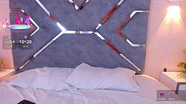 LucciaPorter online show from 3, 11, 2025