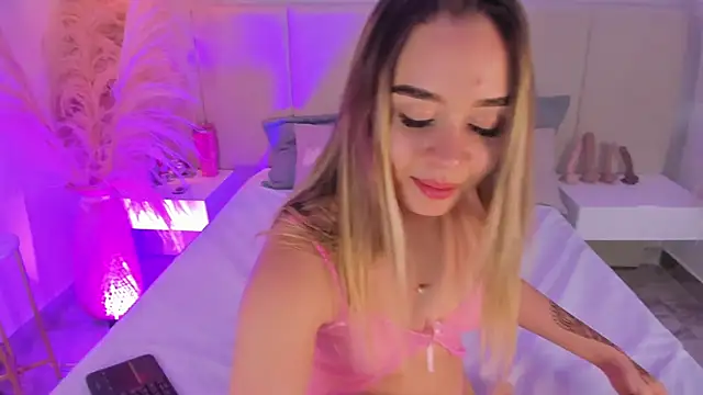 sofia pamela online show from 22, 3, 2025