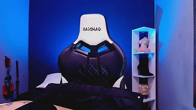 JadaRoberts online show from 12, 11, 2025