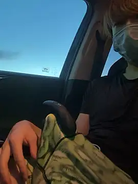 Snapshot of issy19 chatting on 15, 9, 2025 issy19 online show from 15, 9, 2025