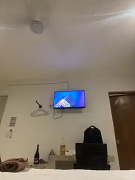 Magicerosxx69 online show from 28, 11, 2025