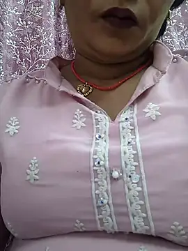 Snapshot of Ritasingh-0461 chatting on 9, 8, 2026 Ritasingh-0461 online show from 9, 8, 2026